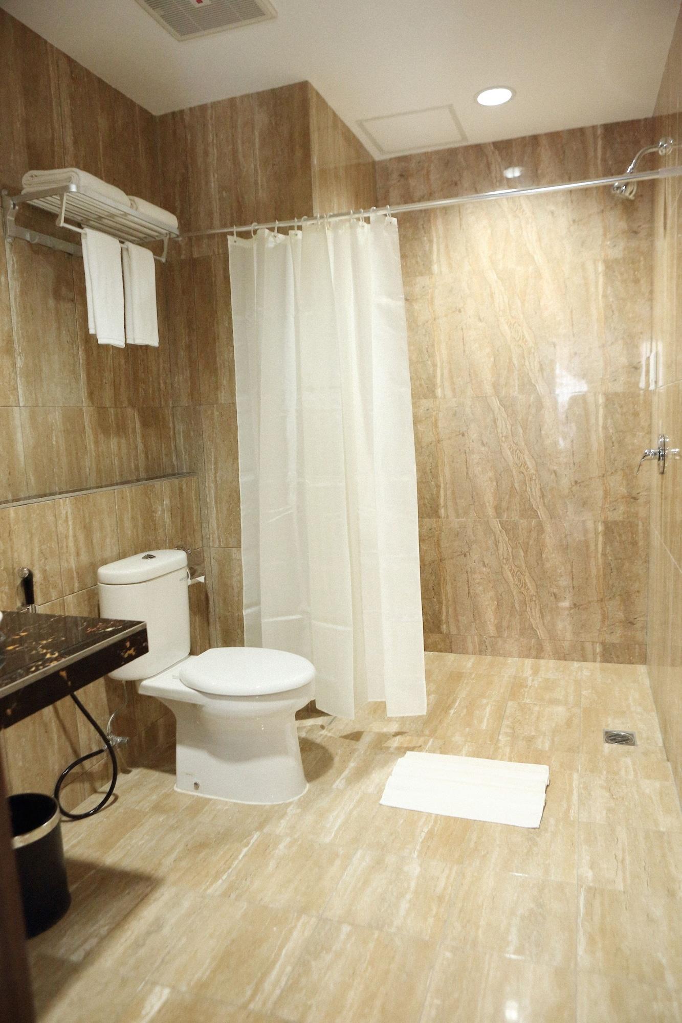 Horison Express Sentani Hotel Jayapura Luaran gambar